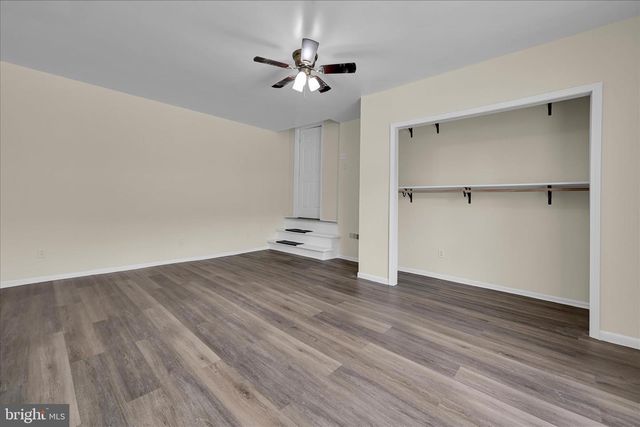 2114-R SPRING, West Lawn, PA 19609