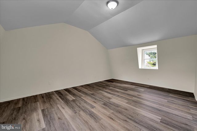 2114-R SPRING, West Lawn, PA 19609