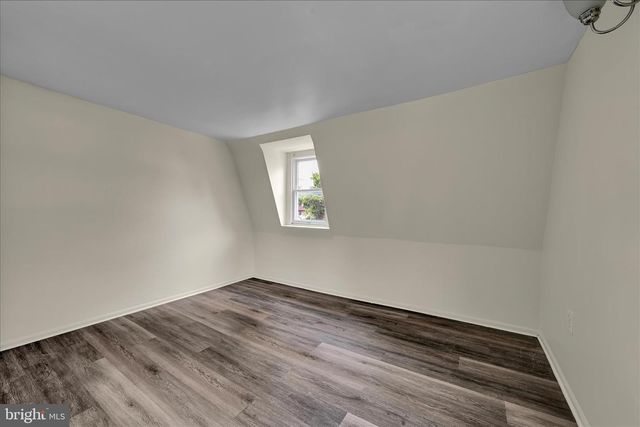 2114-R SPRING, West Lawn, PA 19609