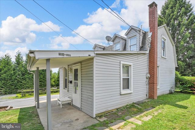2114-R SPRING, West Lawn, PA 19609