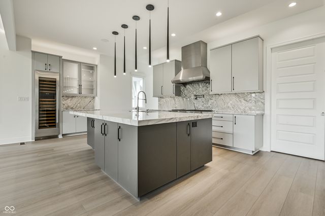 20045 Hampton Park Drive, Westfield, IN 46074