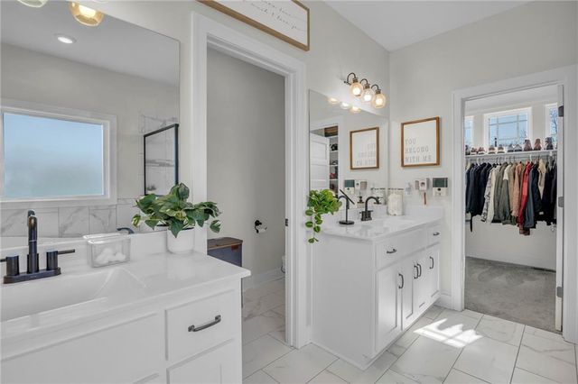 7904 N Spruce Avenue, Kansas City, MO 64119