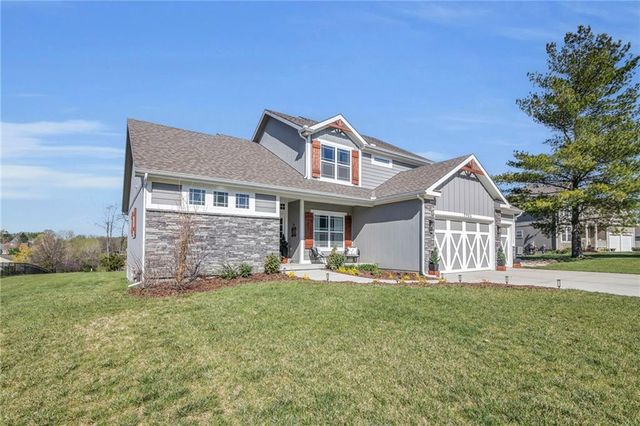 7904 N Spruce Avenue, Kansas City, MO 64119