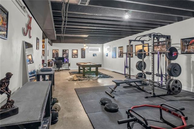 7904 N Spruce Avenue, Kansas City, MO 64119