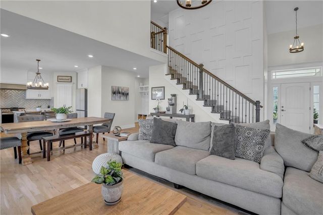 7904 N Spruce Avenue, Kansas City, MO 64119