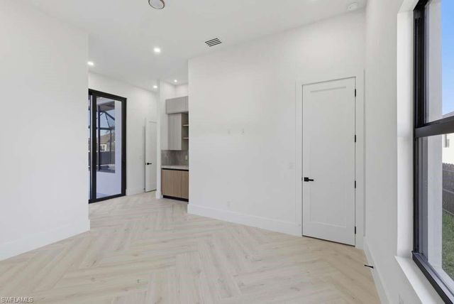 113 SW 34th AVE, Cape Coral, FL 33991