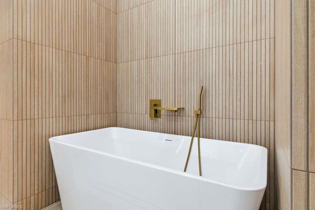 113 SW 34th AVE, Cape Coral, FL 33991