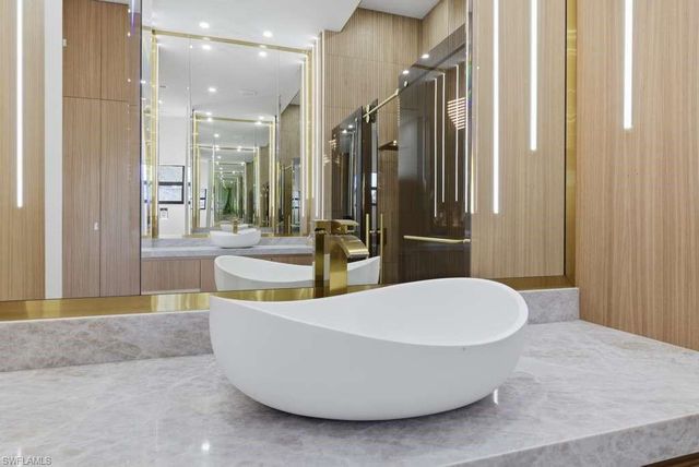 113 SW 34th AVE, Cape Coral, FL 33991