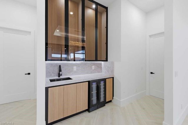 113 SW 34th AVE, Cape Coral, FL 33991