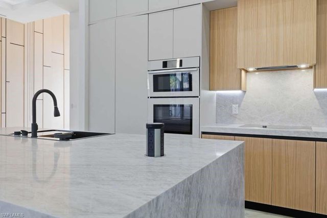 113 SW 34th AVE, Cape Coral, FL 33991