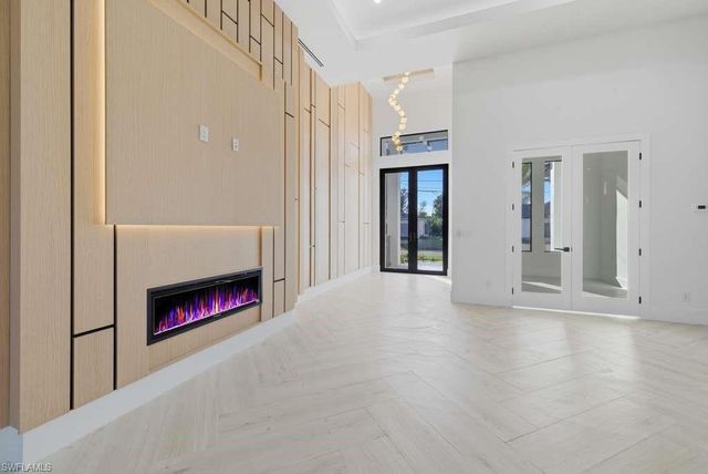 113 SW 34th AVE, Cape Coral, FL 33991