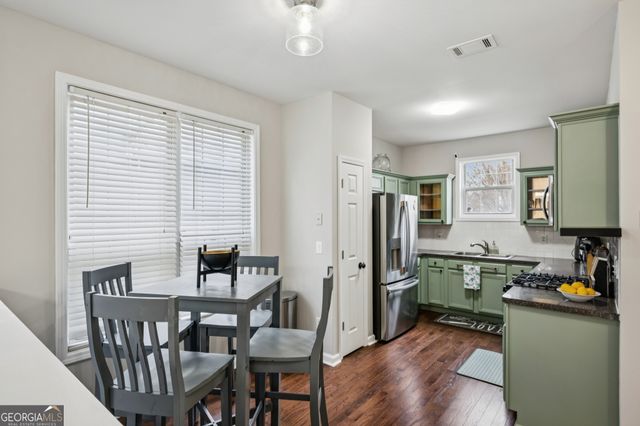 3430 Kensington Parc Circle, Avondale Estates, GA 30002