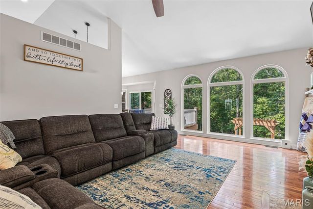 3305 Magnolia Lane, Festus, MO 63028
