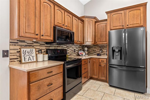 3305 Magnolia Lane, Festus, MO 63028