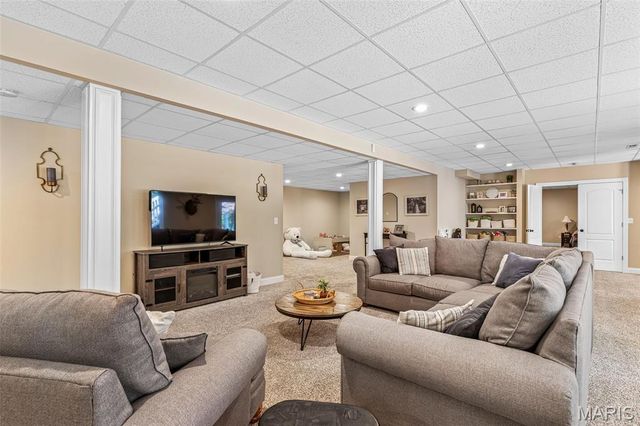 3305 Magnolia Lane, Festus, MO 63028