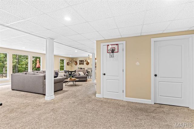 3305 Magnolia Lane, Festus, MO 63028