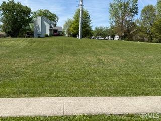 1001 W Estate Drive, Bloomington, IN 47403
