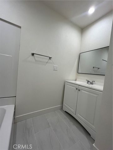 1011 E Chevy Chase A, Glendale, CA 91205