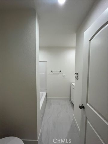 1011 E Chevy Chase A, Glendale, CA 91205