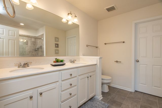 4139 Winslow Court, Aurora, IL 60504