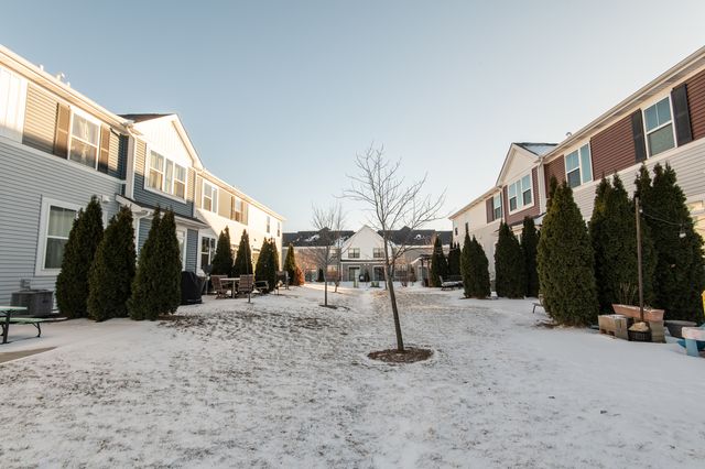 4139 Winslow Court, Aurora, IL 60504