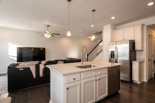 4139 Winslow Court, Aurora, IL 60504