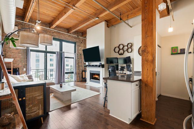 1632 S Indiana Avenue 706, Chicago, IL 60616