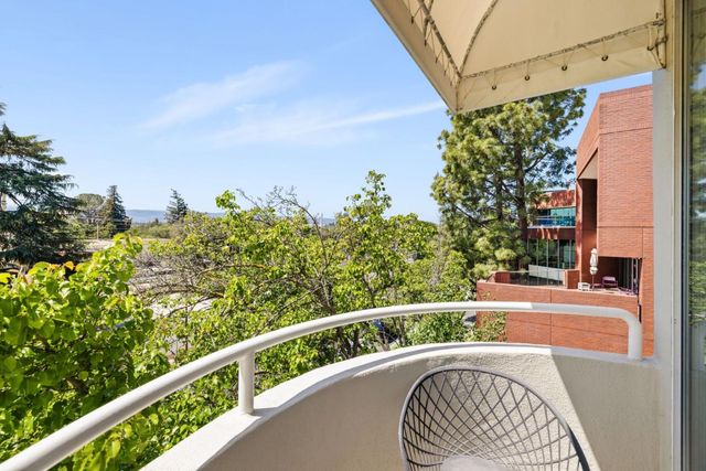 425 Alma Street 309, Palo Alto, CA 94301