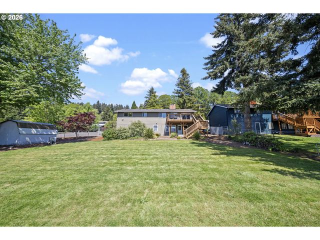 17333 Se COLINA VISTA Ave, Milwaukie, OR 97267