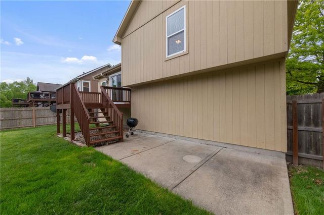 16307 S Church Street, Olathe, KS 66062