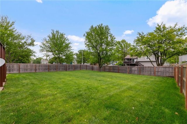 16307 S Church Street, Olathe, KS 66062