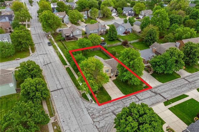 16307 S Church Street, Olathe, KS 66062