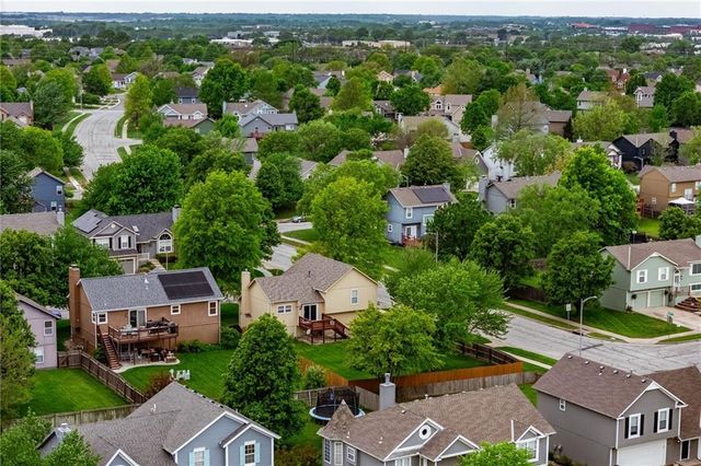 16307 S Church Street, Olathe, KS 66062