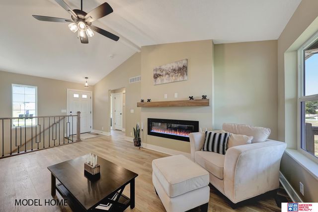 8918 Kinzie Street, Lincoln, NE 68507