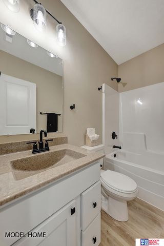 8918 Kinzie Street, Lincoln, NE 68507