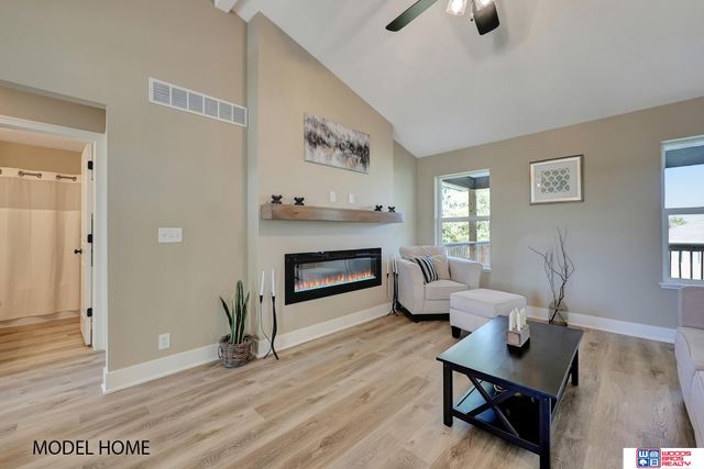 8918 Kinzie Street, Lincoln, NE 68507