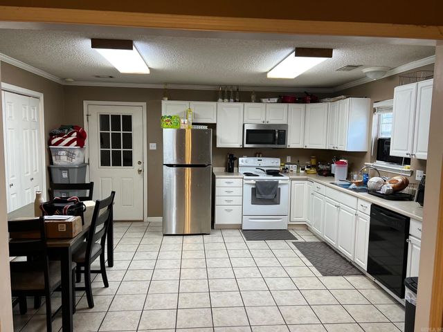 27 Carolyn, Sheridan, AR 72150