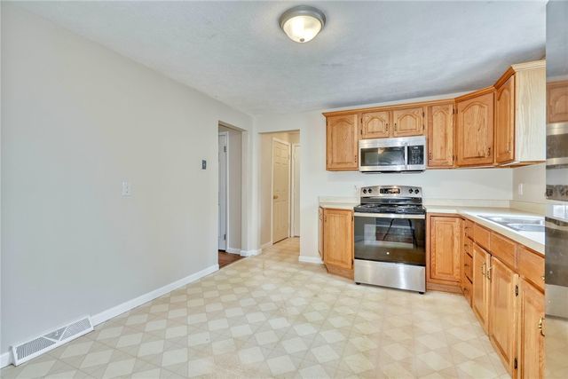 965 Danby Drive, Webster, NY 14580