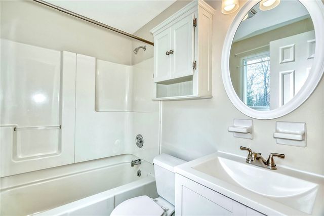 965 Danby Drive, Webster, NY 14580