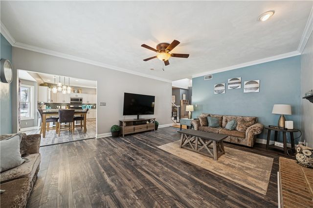 110 Cornerstone Ct, Peters Twp, PA 15367