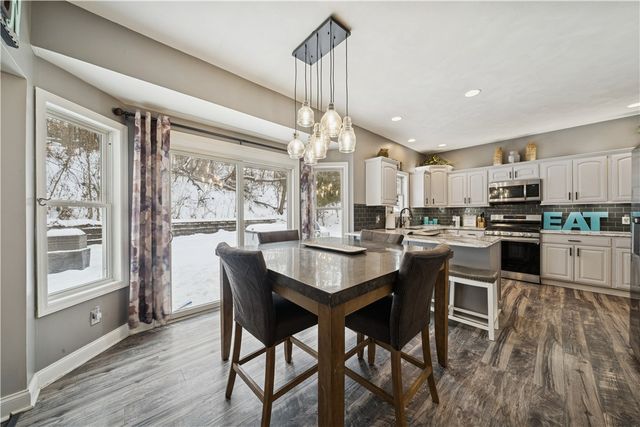 110 Cornerstone Ct, Peters Twp, PA 15367