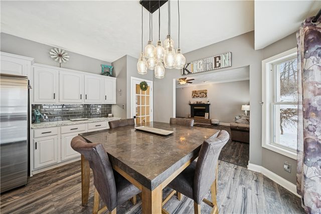 110 Cornerstone Ct, Peters Twp, PA 15367