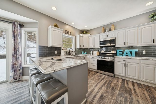 110 Cornerstone Ct, Peters Twp, PA 15367