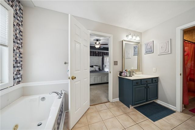 110 Cornerstone Ct, Peters Twp, PA 15367