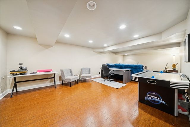 110 Cornerstone Ct, Peters Twp, PA 15367