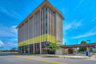 221 W Webster Avenue, Muskegon, MI 49440