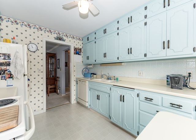 1245 36th Avenue, Rock Island, IL 61201