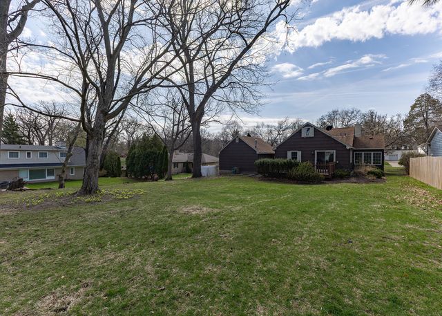 1245 36th Avenue, Rock Island, IL 61201