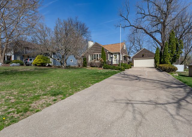 1245 36th Avenue, Rock Island, IL 61201