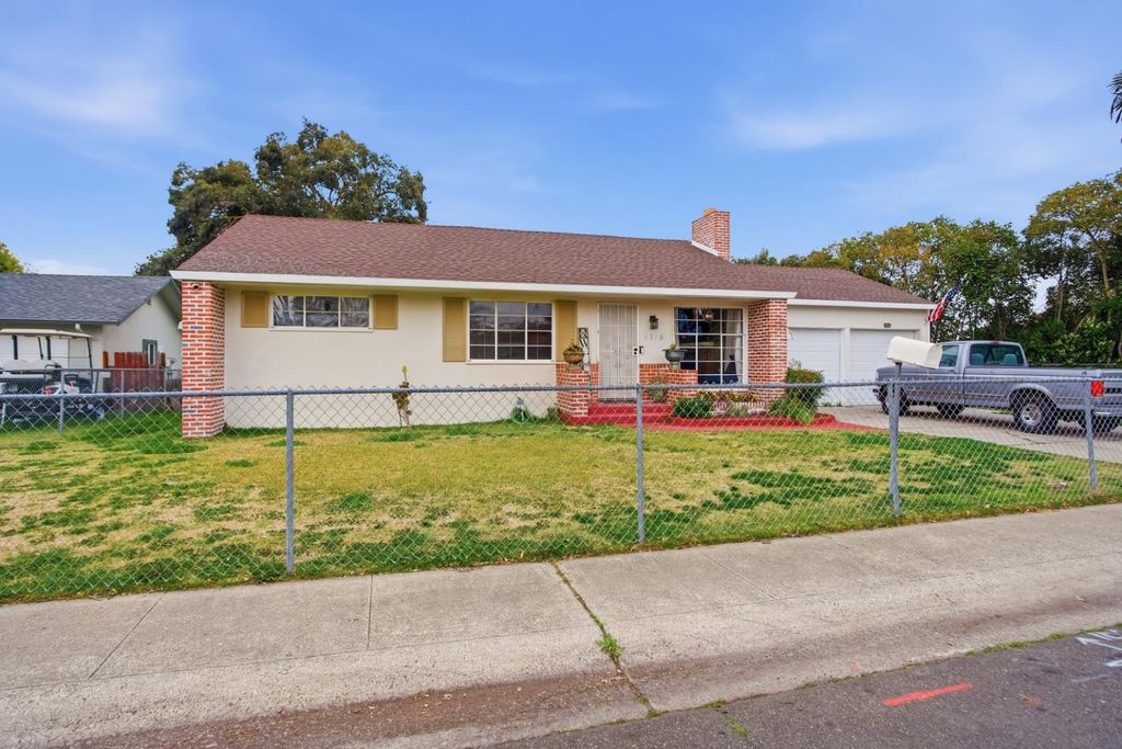 1315 Barcelona Avenue, Stockton, CA 95209